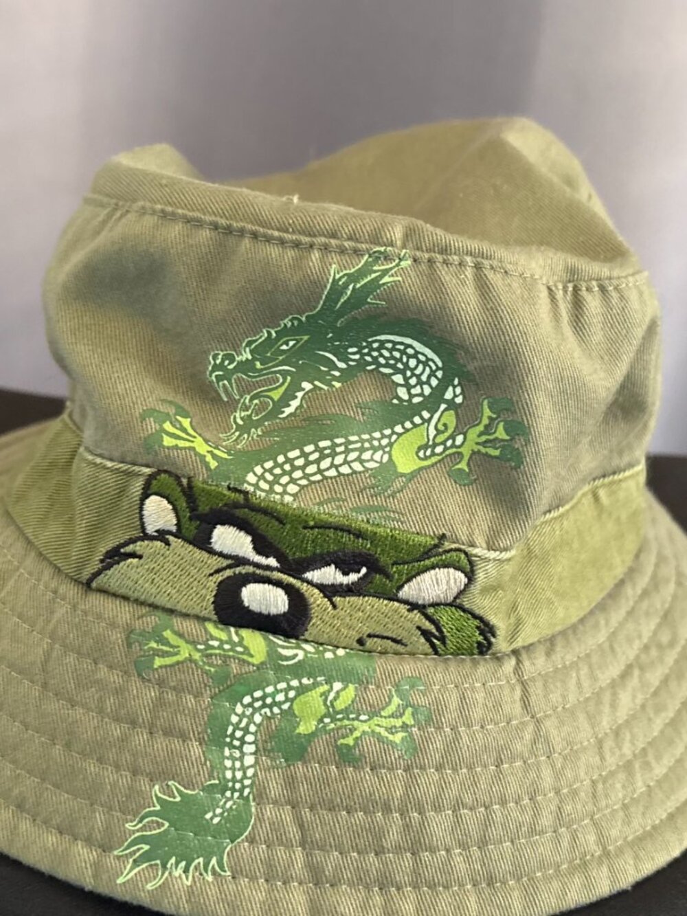 Vintage Y2K Looney Tunes Taz Dragon Embroidered Bucket Hat Kids Youth Petite